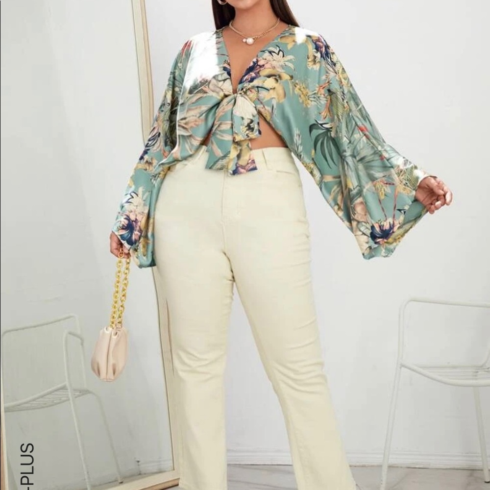 Floral Kimono Tie front crop top!